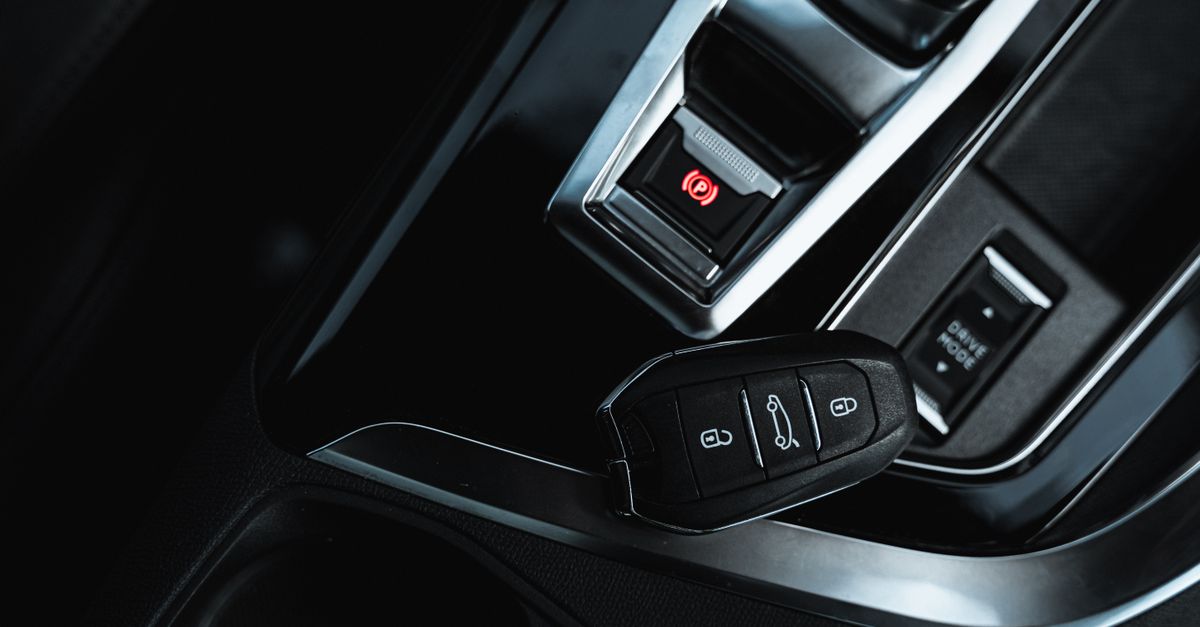 Honda car key fob — Mott Haven Locksmith Bronx