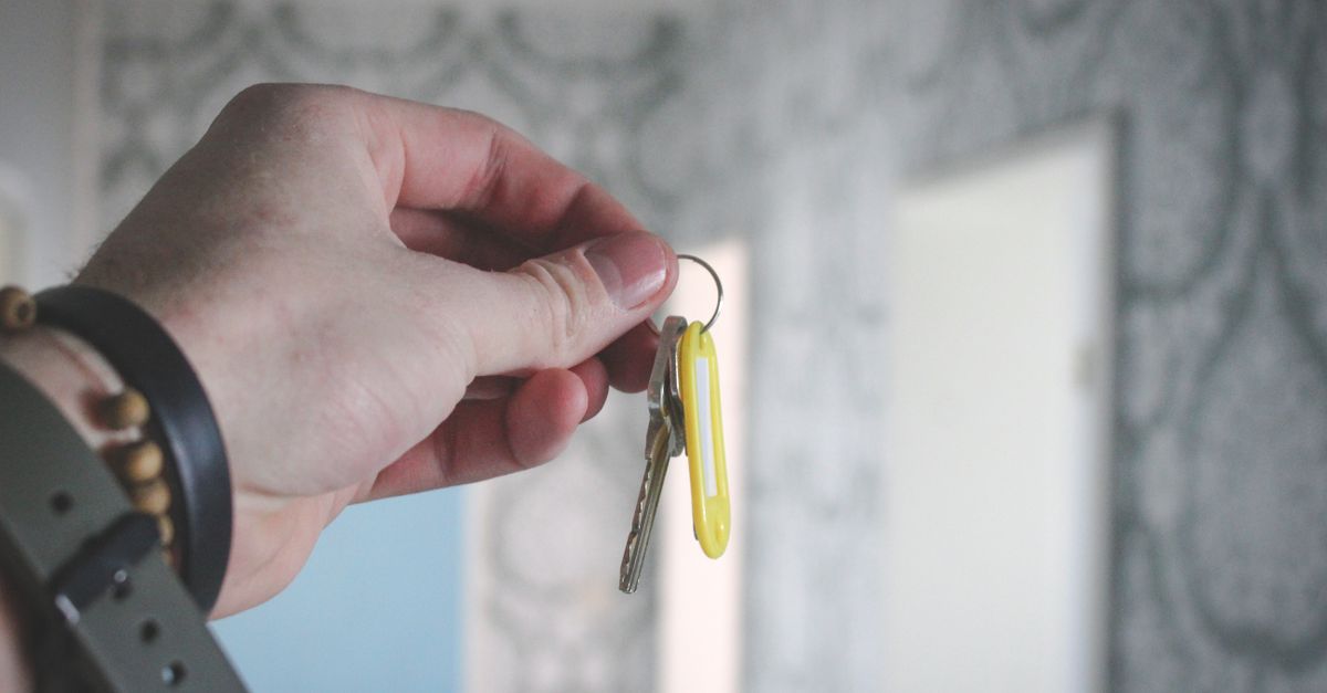 Rekey or Change the Locks? What to Do When You Move Into a Bronx Rental — Mott Haven Locksmith Bronx