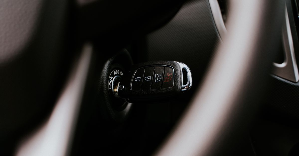 locksmith service technician — Mott Haven Locksmith Bronx